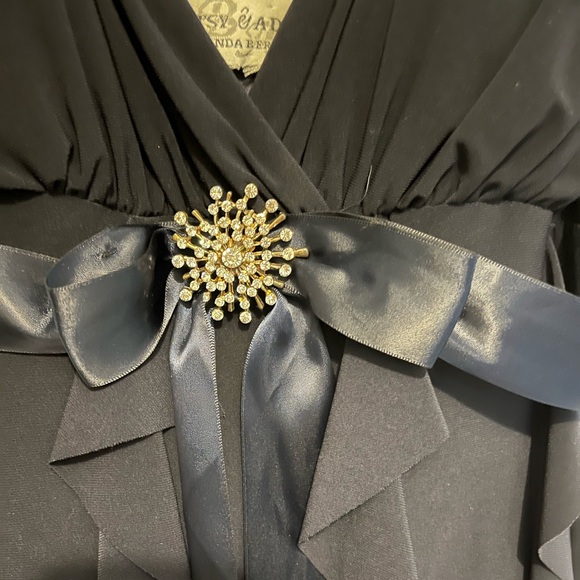 Homecoming, Winter Formal sz 12 - Picture 3 of 7